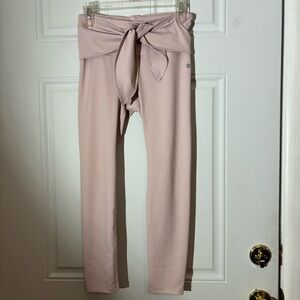 ❤️2/$15 or 3/$21❤️ Apana Yoga Leggings with Front Tie Size Small